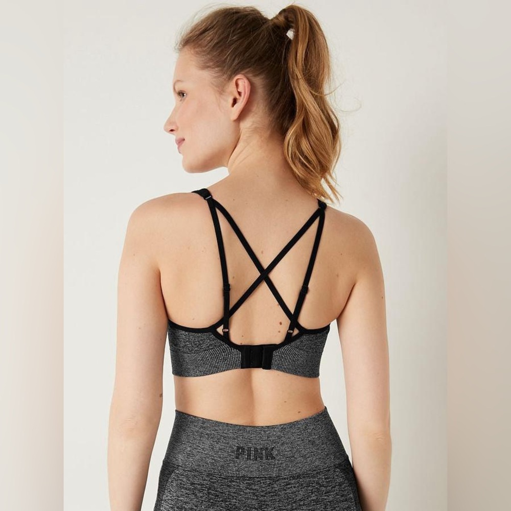 PINK Victoria's Secret Charcoal gray Sports Bra size large active v cut women